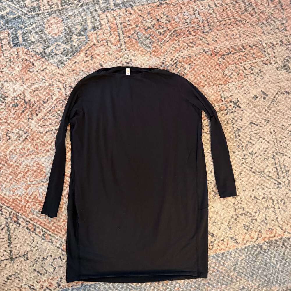 Lululemon Back in Action Dress,